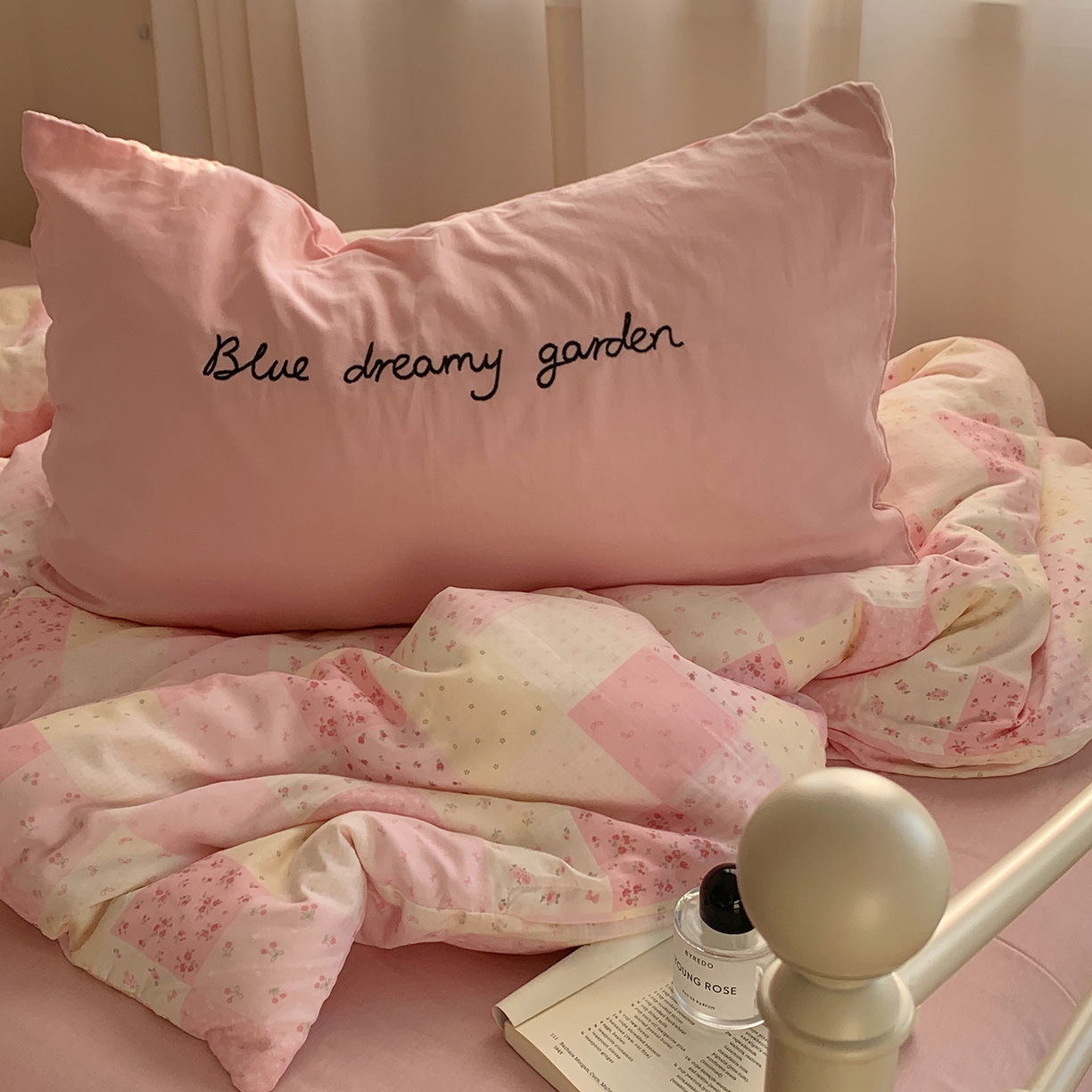 91家纺网 家纺一手货源 找家纺 桃喜 2026新款全棉双层纱碎花枕套混搭系列四件套 繁花拾光