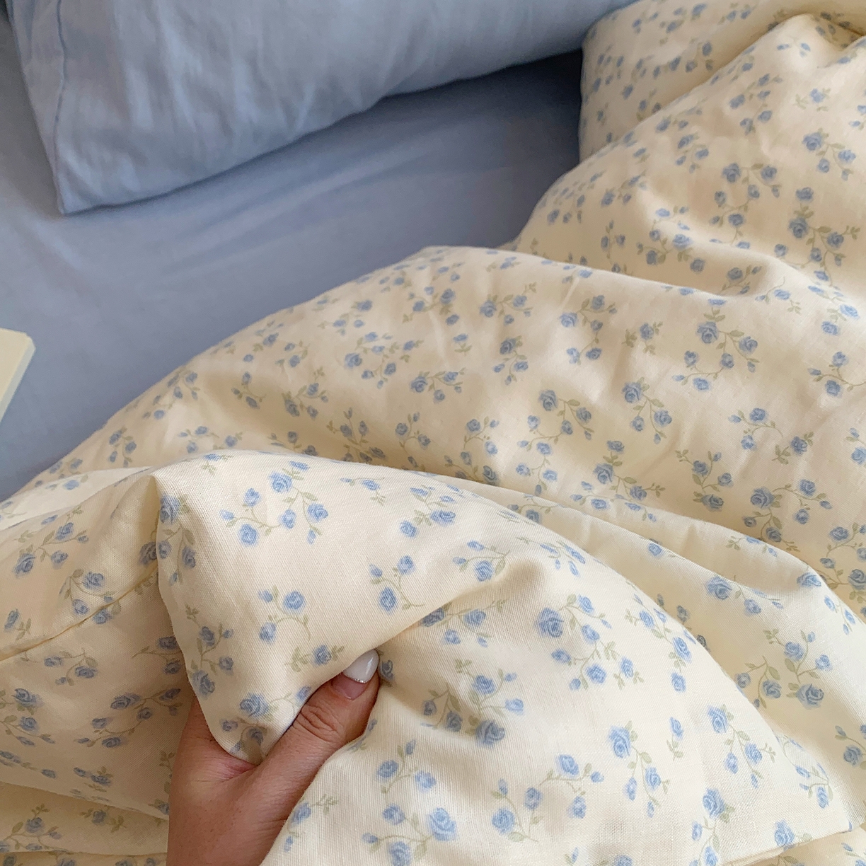 91家纺网 家纺一手货源 找家纺 桃喜 2026新款全棉双层纱碎花枕套混搭系列四件套 风铃草