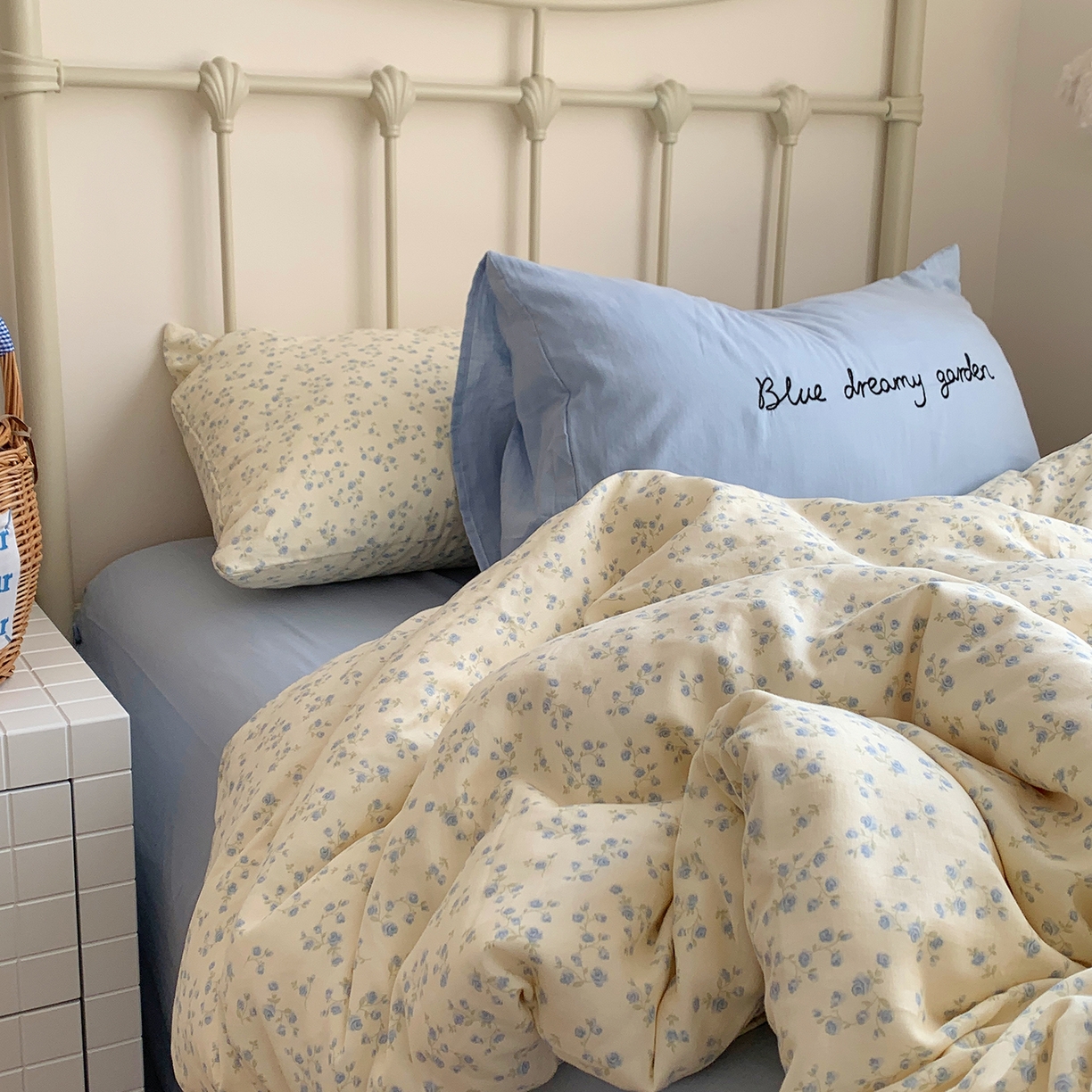 91家纺网 家纺一手货源 找家纺 桃喜 2026新款全棉双层纱碎花枕套混搭系列四件套 风铃草