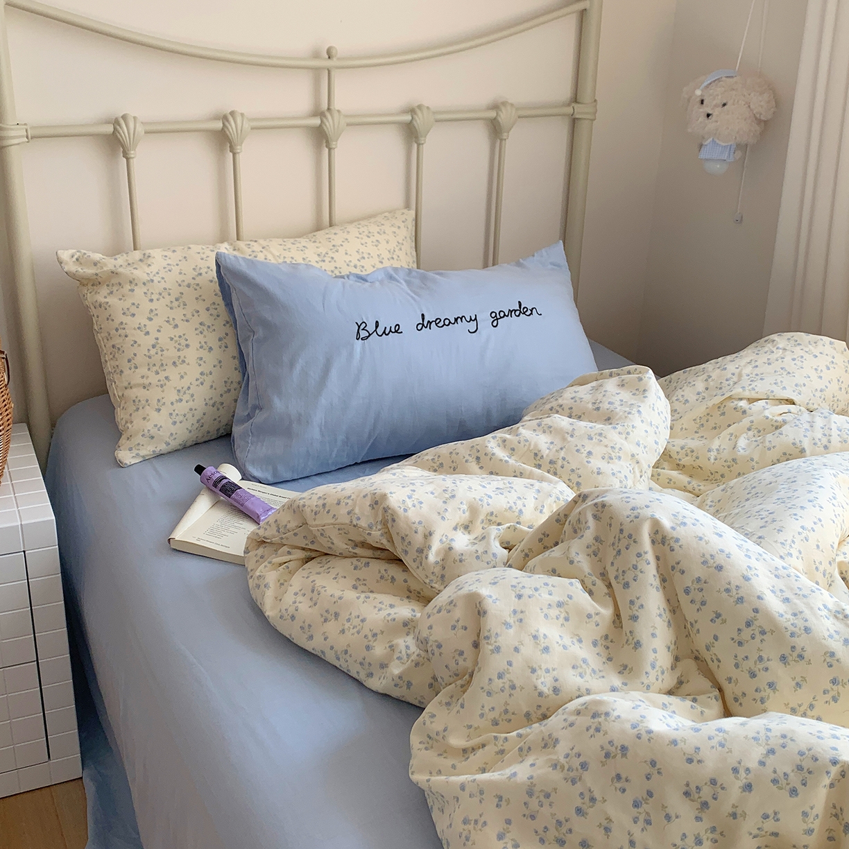 91家纺网 家纺一手货源 找家纺 桃喜 2026新款全棉双层纱碎花枕套混搭系列四件套 风铃草