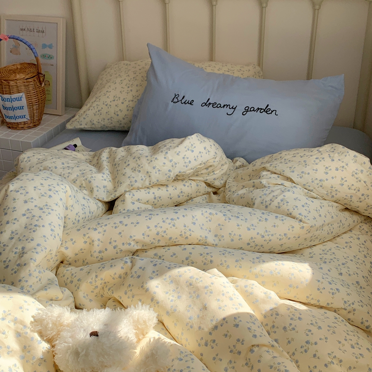 91家纺网 家纺一手货源 找家纺 桃喜 2026新款全棉双层纱碎花枕套混搭系列四件套 风铃草