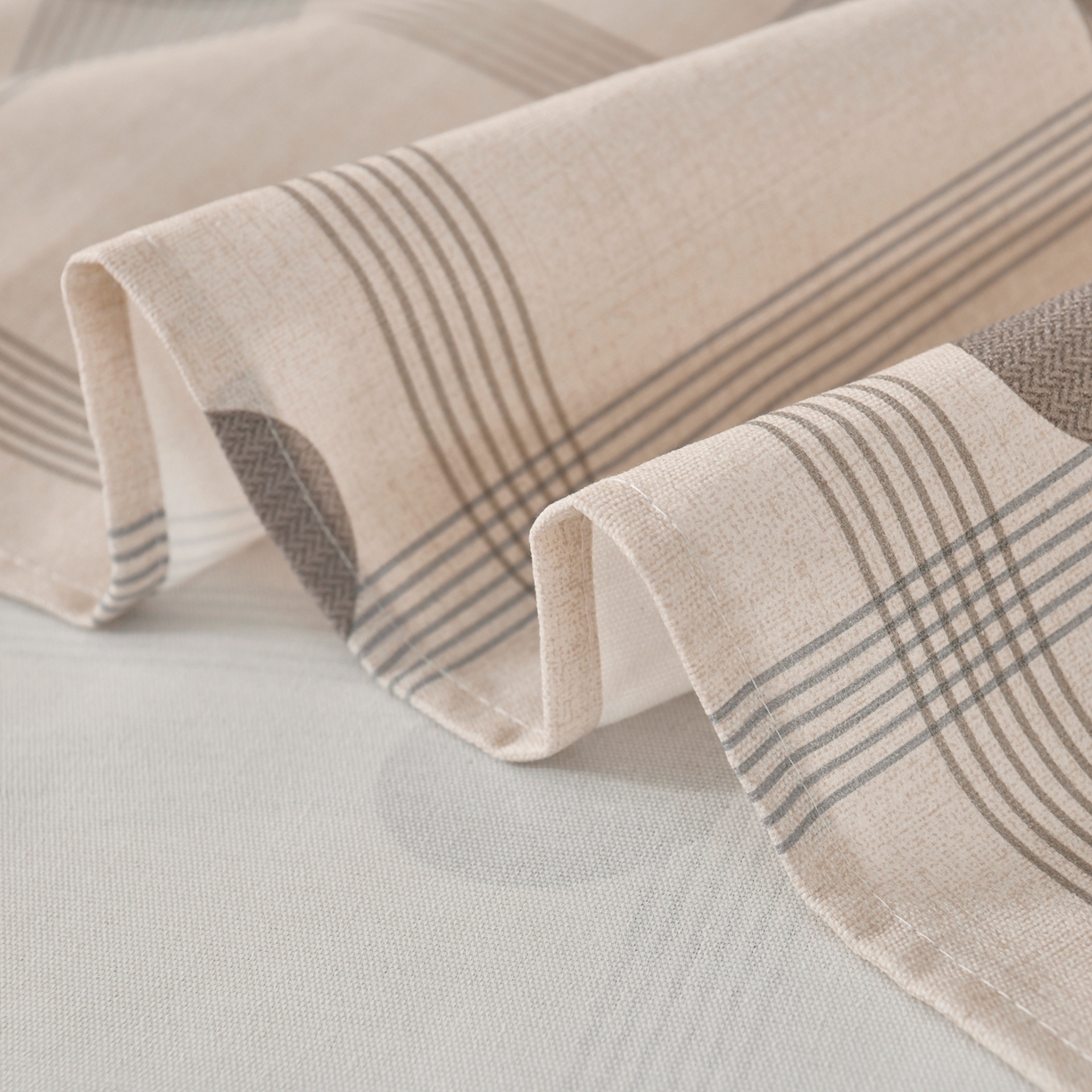 91家纺网 家纺一手货源 找家纺 悠米悠家 2026新款工艺款印花老粗布床单单品床单床单单件凉席席子 灰调波点格