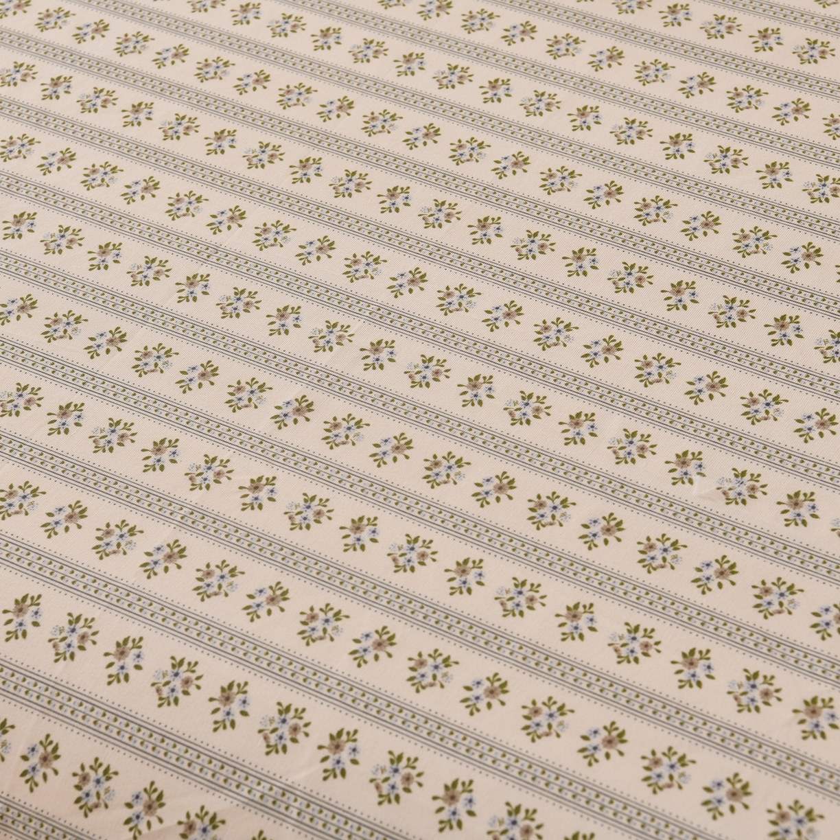 91家纺网 家纺一手货源 找家纺 悠米悠家 2026新款工艺款印花老粗布床单单品床单床单单件凉席席子 青森小枝集