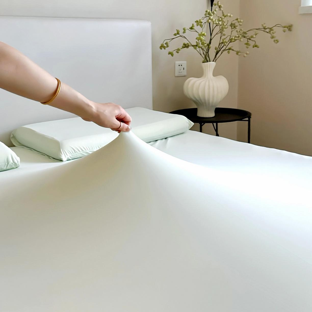 91家纺网 家纺一手货源 找家纺 （总）兜米家居 2026新款某姆同款锦氨A类凉感（180克）床笠三件套