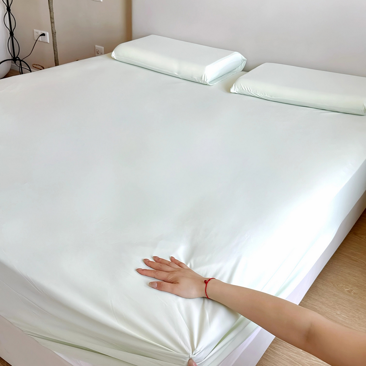 91家纺网 家纺一手货源 找家纺 （总）兜米家居 2026新款某姆同款锦氨A类凉感（180克）床笠三件套