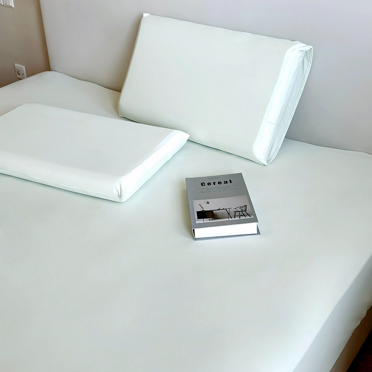 91家纺网 家纺一手货源 找家纺 （总）兜米家居 2026新款某姆同款锦氨A类凉感（180克）床笠三件套