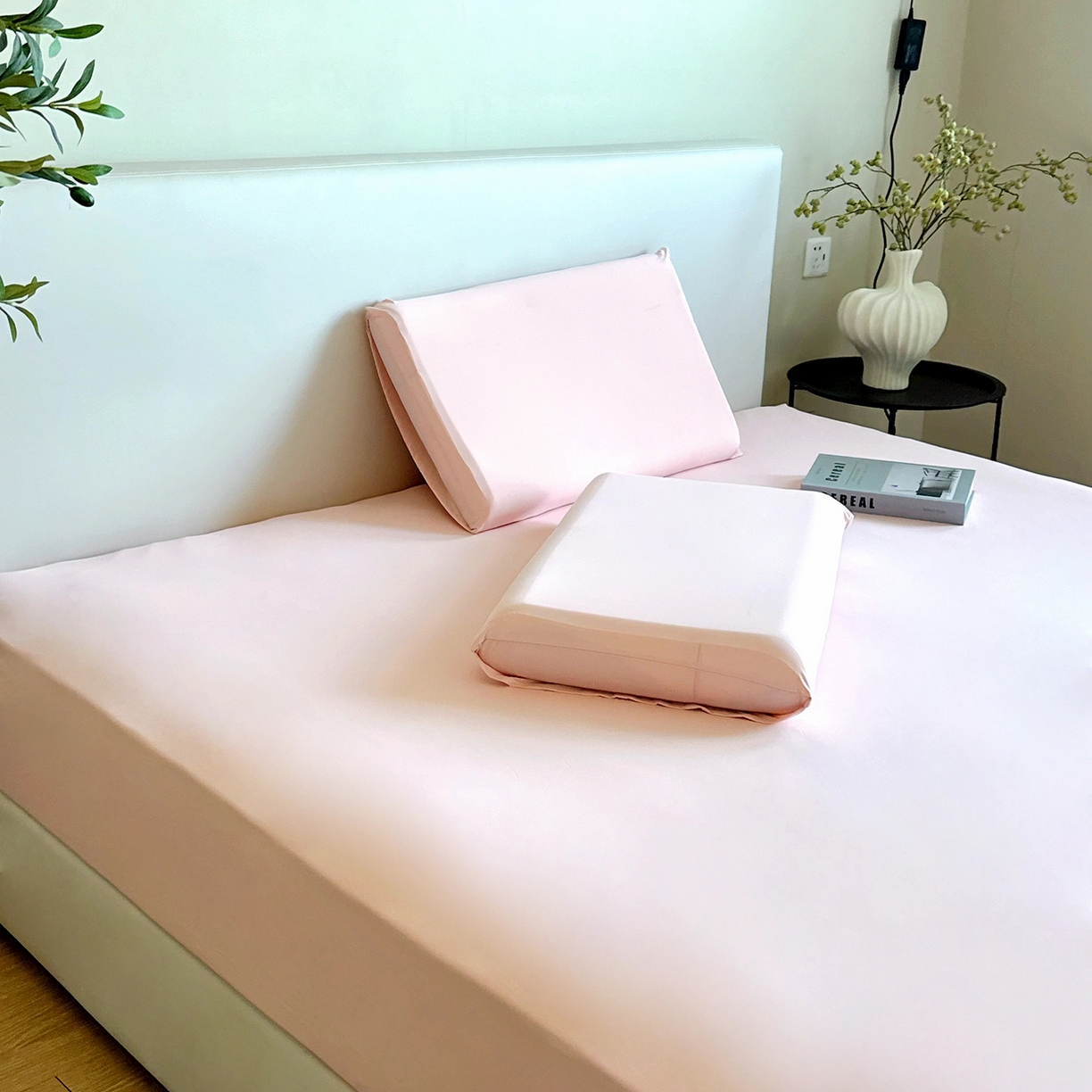 91家纺网 家纺一手货源 找家纺 兜米家居 2026新款某姆同款锦氨A类凉感（180克）床笠三件套 胭脂粉