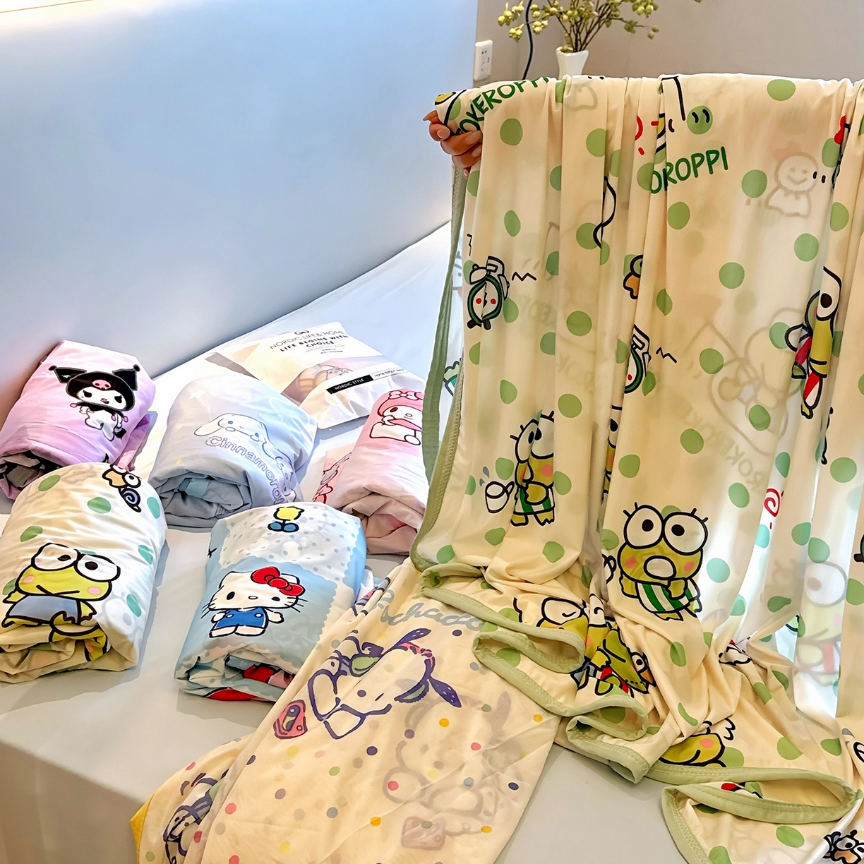 兜米家居 2026新款A类母婴级三丽鸥凉感毯组合图