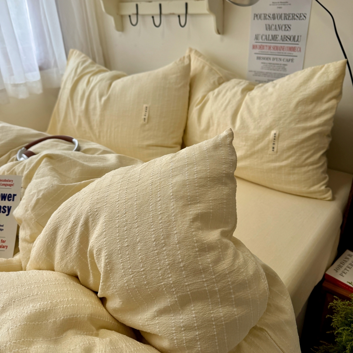 91家纺网 家纺一手货源 找家纺 艾特你 2026新款亚麻风纯色无印四件套 米黄