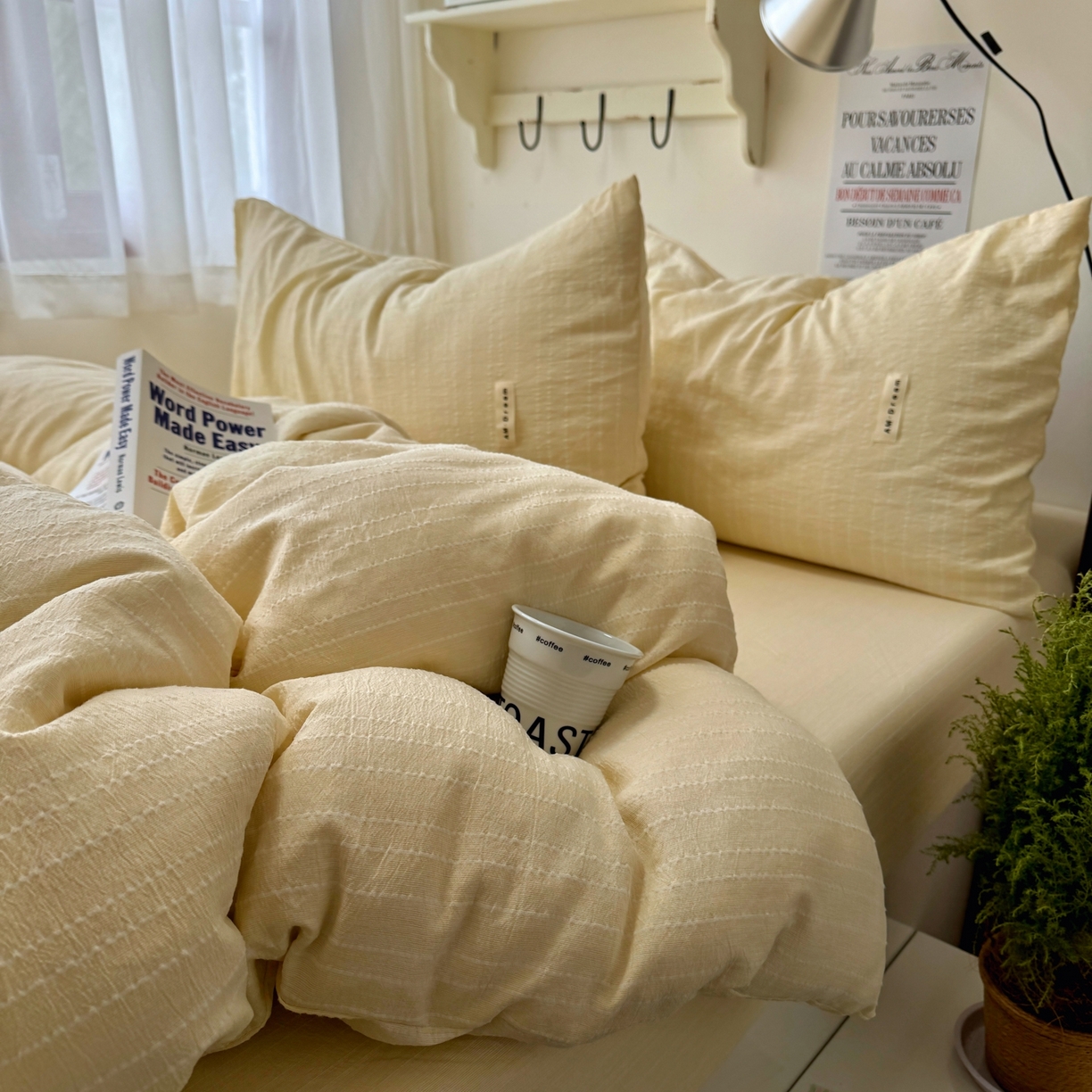 91家纺网 家纺一手货源 找家纺 艾特你 2026新款亚麻风纯色无印四件套 米黄