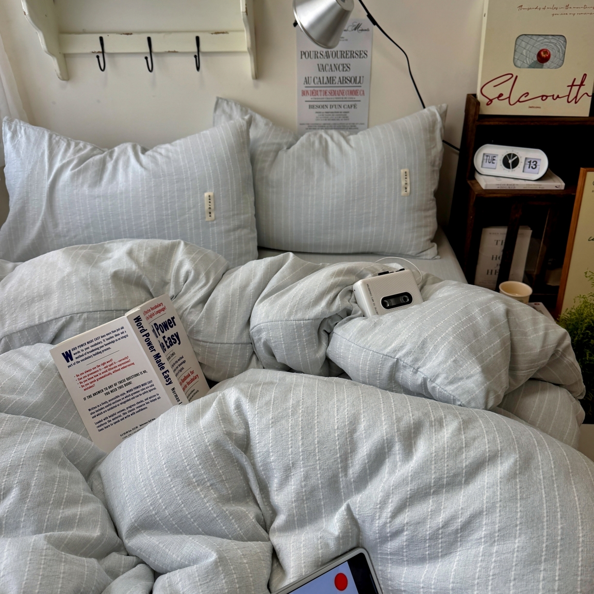 91家纺网 家纺一手货源 找家纺 艾特你 2026新款亚麻风纯色无印四件套 浅蓝灰