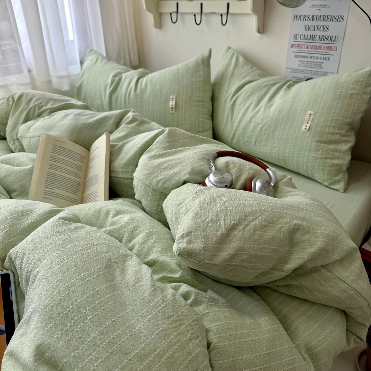 91家纺网 家纺一手货源 找家纺 艾特你 2026新款亚麻风纯色无印四件套 浅绿