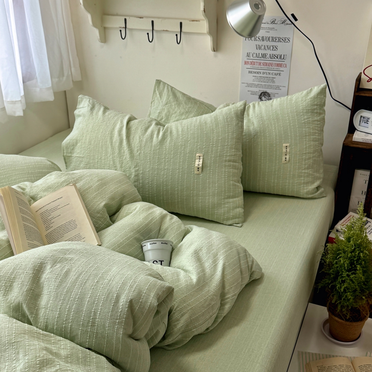 91家纺网 家纺一手货源 找家纺 艾特你 2026新款亚麻风纯色无印四件套 浅绿