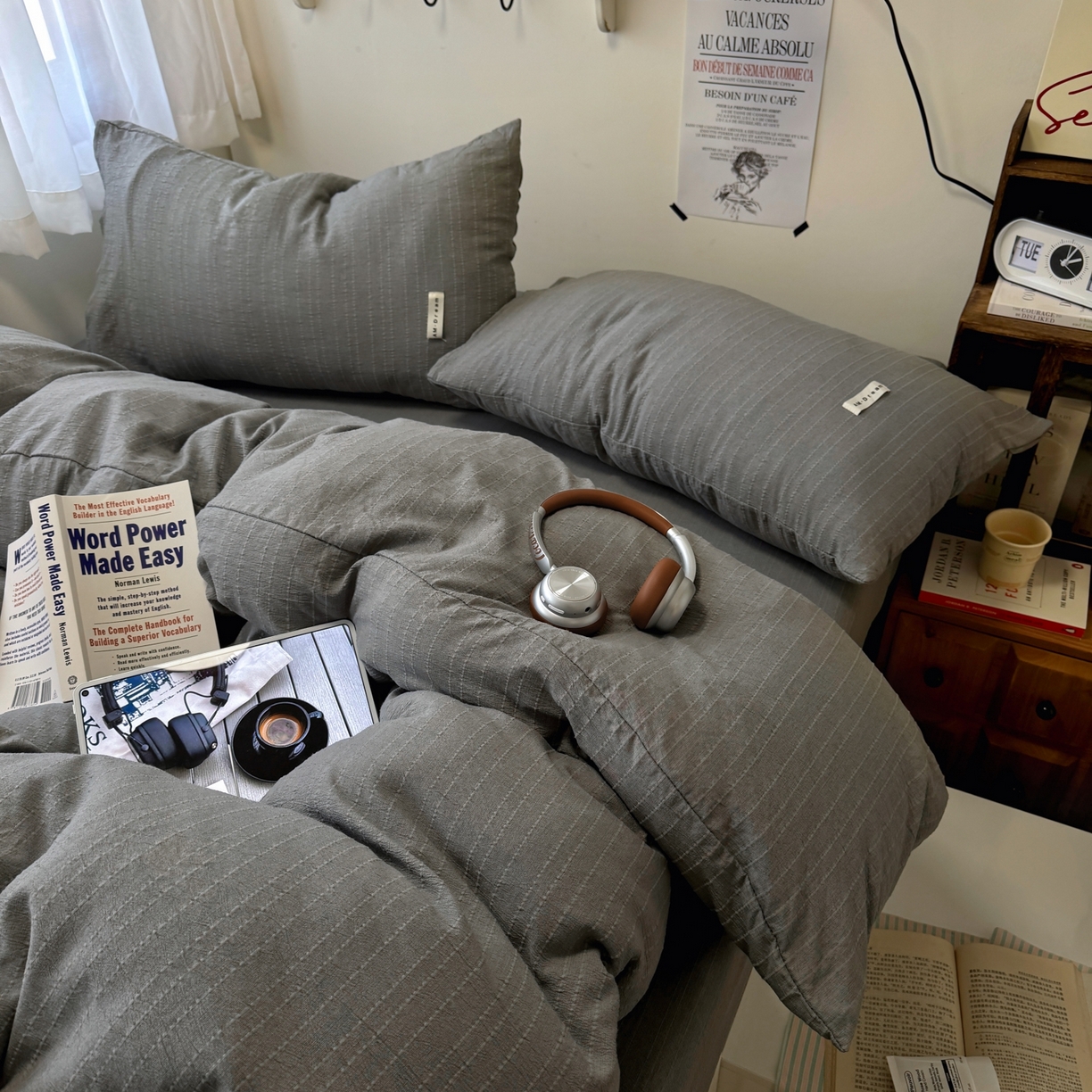 91家纺网 家纺一手货源 找家纺 艾特你 2026新款亚麻风纯色无印四件套 烟灰