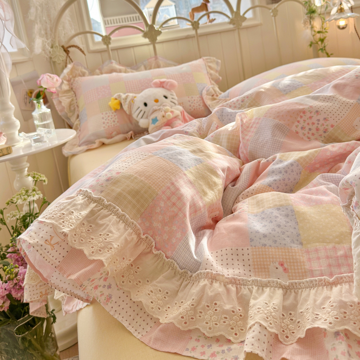 91家纺网 家纺一手货源 找家纺 锦彩家居 2026新款A类全棉双层纱韩式花边款小清新三件套四件套INS小红书博主风-晚茶与夏系列（提供买家秀） 甜心花猫