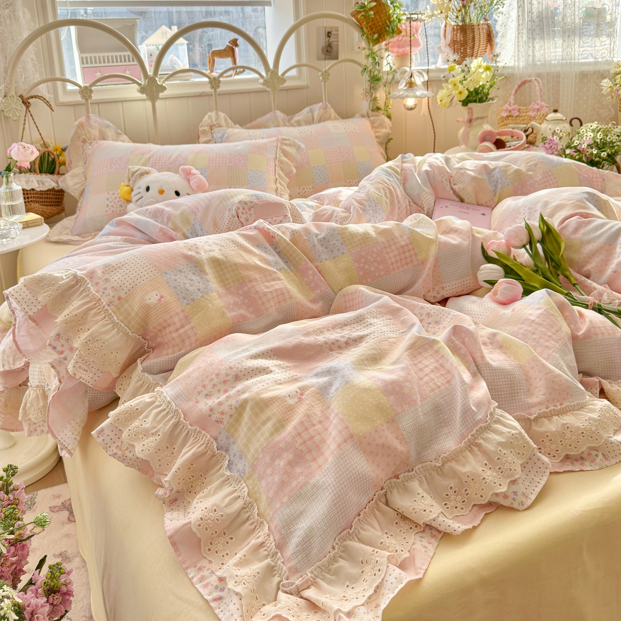 91家纺网 家纺一手货源 找家纺 锦彩家居 2026新款A类全棉双层纱韩式花边款小清新三件套四件套INS小红书博主风-晚茶与夏系列（提供买家秀） 甜心花猫