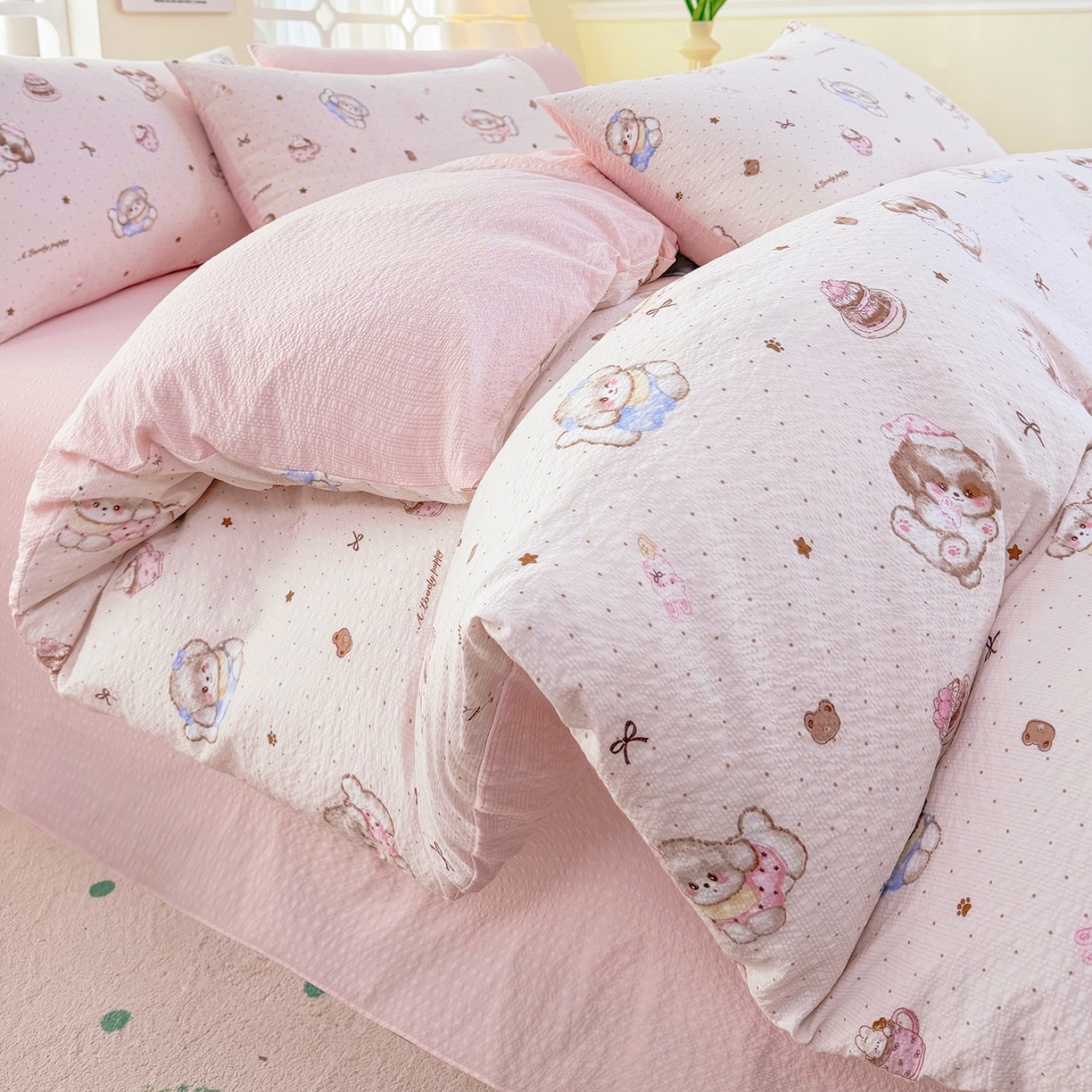 91家纺网 家纺一手货源 找家纺 悠米悠家 2026春夏新款高克重A类泡芙纱泡泡皱皱纱四件套 软糯萌犬-床单款