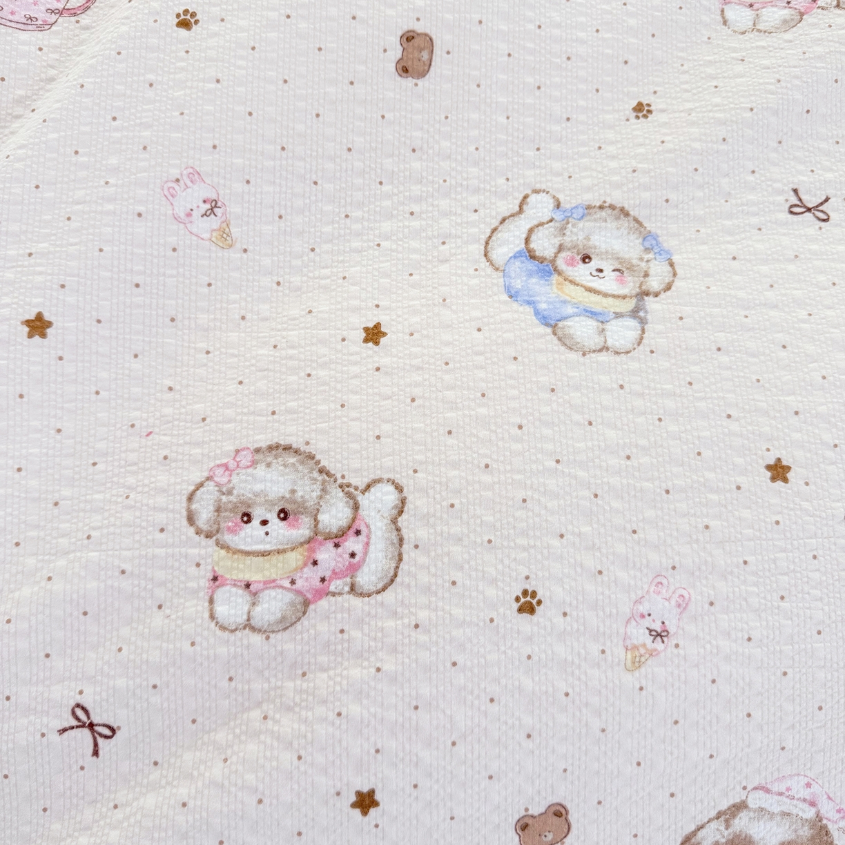 91家纺网 家纺一手货源 找家纺 悠米悠家 2026春夏新款高克重A类泡芙纱泡泡皱皱纱四件套 软糯萌犬-床单款