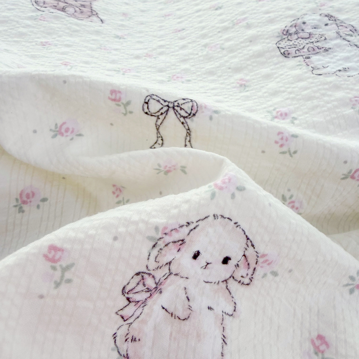 91家纺网 家纺一手货源 找家纺 悠米悠家 2026春夏新款高克重A类泡芙纱泡泡皱皱纱四件套 林间甜梦园-床单款