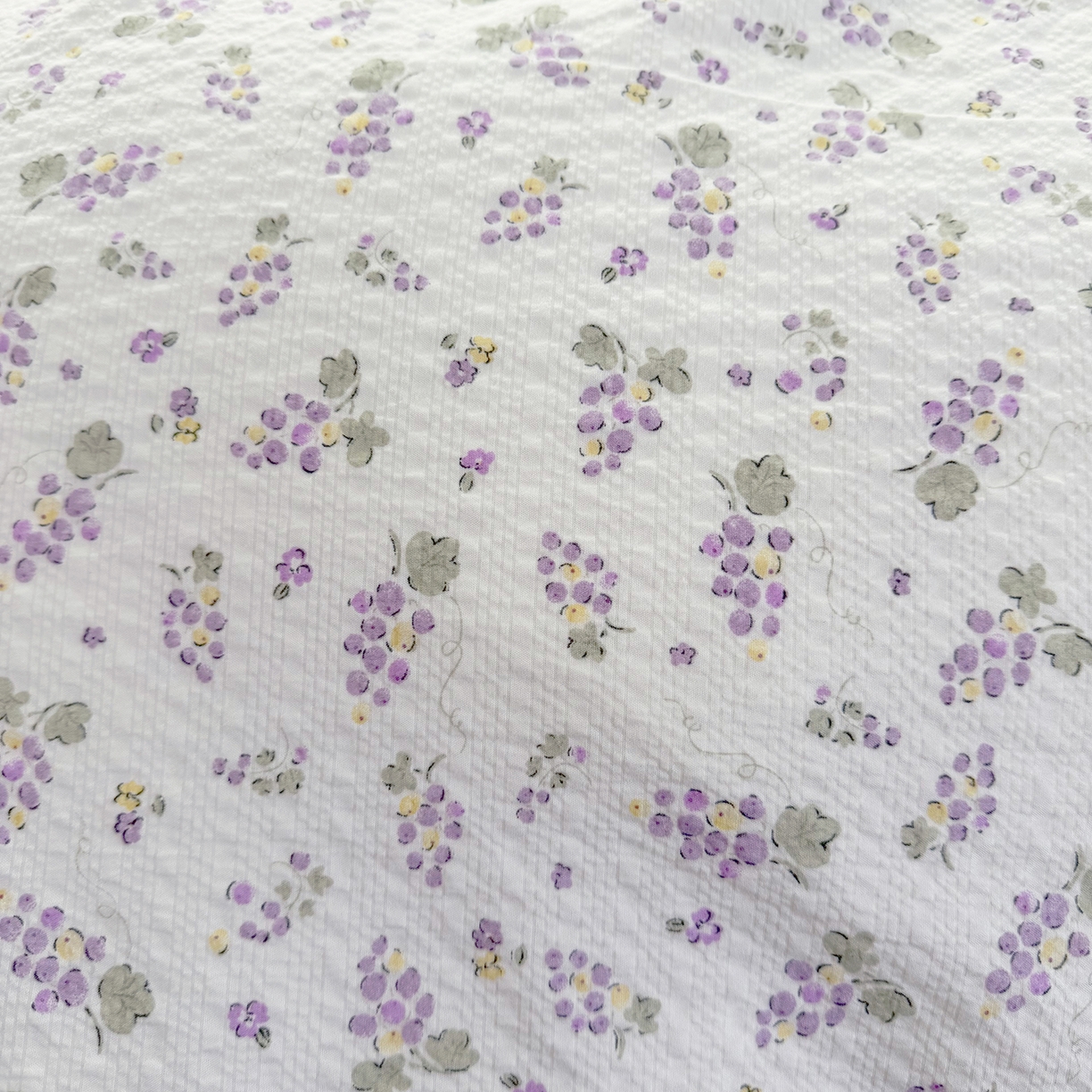 91家纺网 家纺一手货源 找家纺 悠米悠家 2026春夏新款高克重A类泡芙纱泡泡皱皱纱四件套 葡园晨曦-床单款