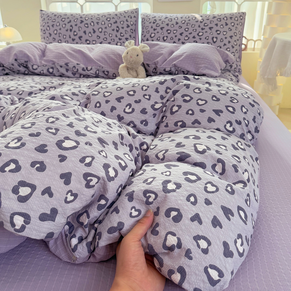 91家纺网 家纺一手货源 找家纺 悠米悠家 2026春夏新款高克重A类泡芙纱泡泡皱皱纱四件套 甜心猎手-床单款