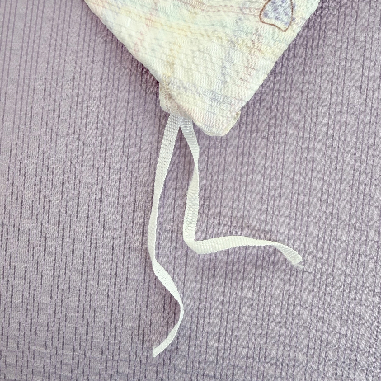 91家纺网 家纺一手货源 找家纺 悠米悠家 2026春夏新款高克重A类泡芙纱泡泡皱皱纱四件套 萌猫结伴-床单款