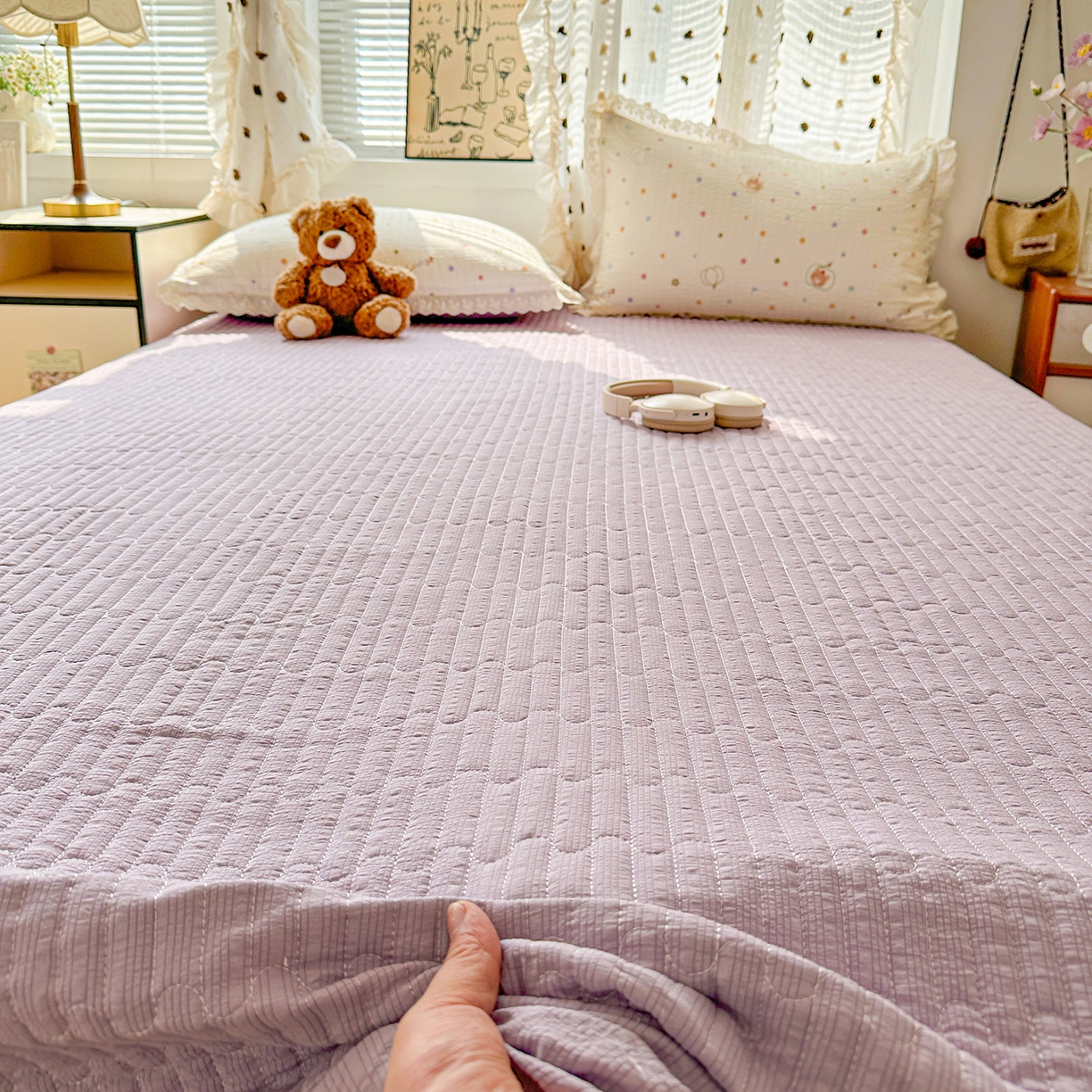 91家纺网 家纺一手货源 找家纺 富米莱（原臻工厂） 2026新款全新花边款泡芙双层纱夏凉被床盖床裙四件套 蕾丝花边-彩点小熊