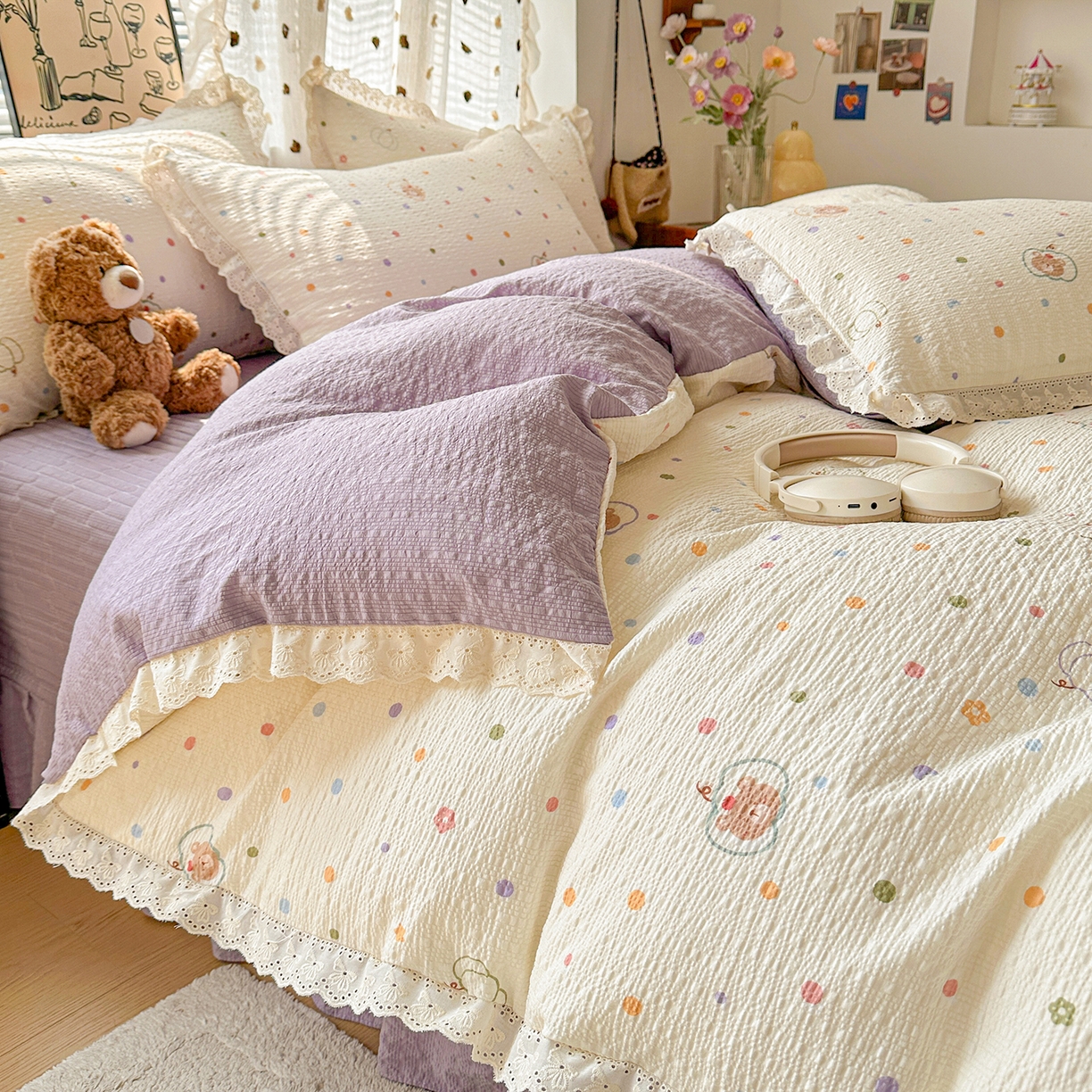 91家纺网 家纺一手货源 找家纺 富米莱（原臻工厂） 2026新款全新花边款泡芙双层纱夏凉被床盖床裙四件套 蕾丝花边-彩点小熊