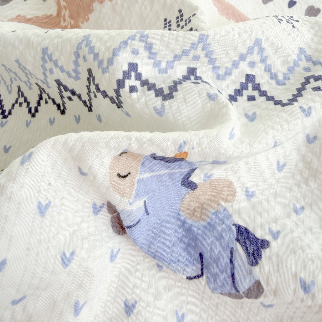 91家纺网 家纺一手货源 找家纺 悠米悠家 2026春夏新款高克重A类泡芙纱泡泡皱皱纱四件套 梦幻独角兽-床单款