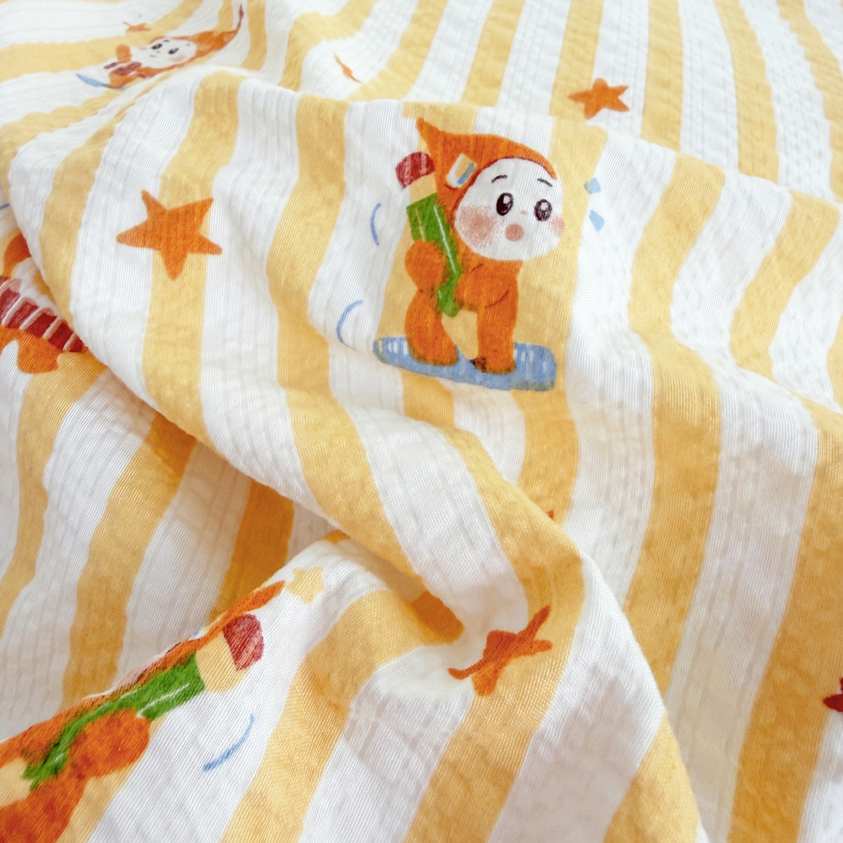 91家纺网 家纺一手货源 找家纺 悠米悠家 2026春夏新款高克重A类泡芙纱泡泡皱皱纱四件套 矮人国奇妙夜-床单款