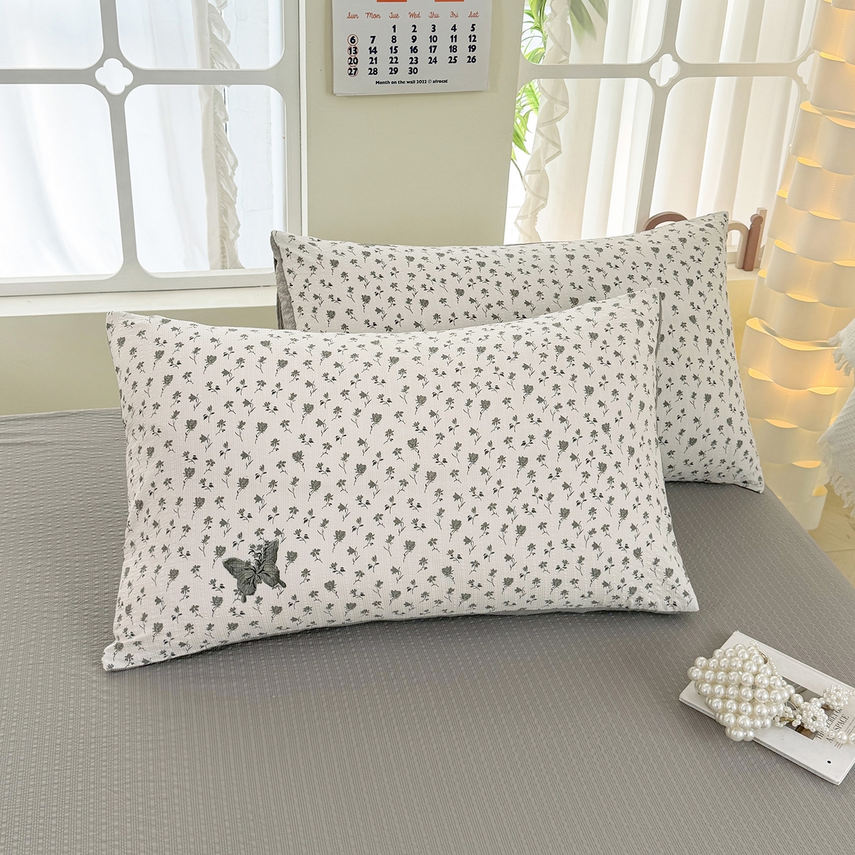 91家纺网 家纺一手货源 找家纺 悠米悠家 2026春夏新款高克重A类泡芙纱泡泡皱皱纱四件套 墨染春枝-蝶舞-床单款