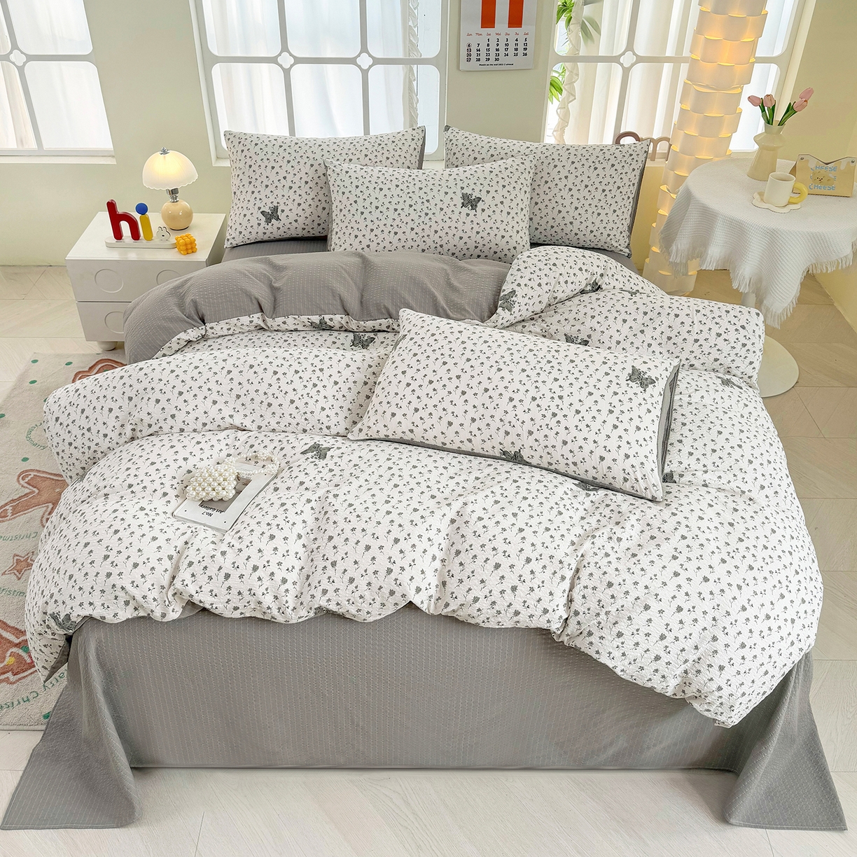 91家纺网 家纺一手货源 找家纺 悠米悠家 2026春夏新款高克重A类泡芙纱泡泡皱皱纱四件套 墨染春枝-蝶舞-床单款