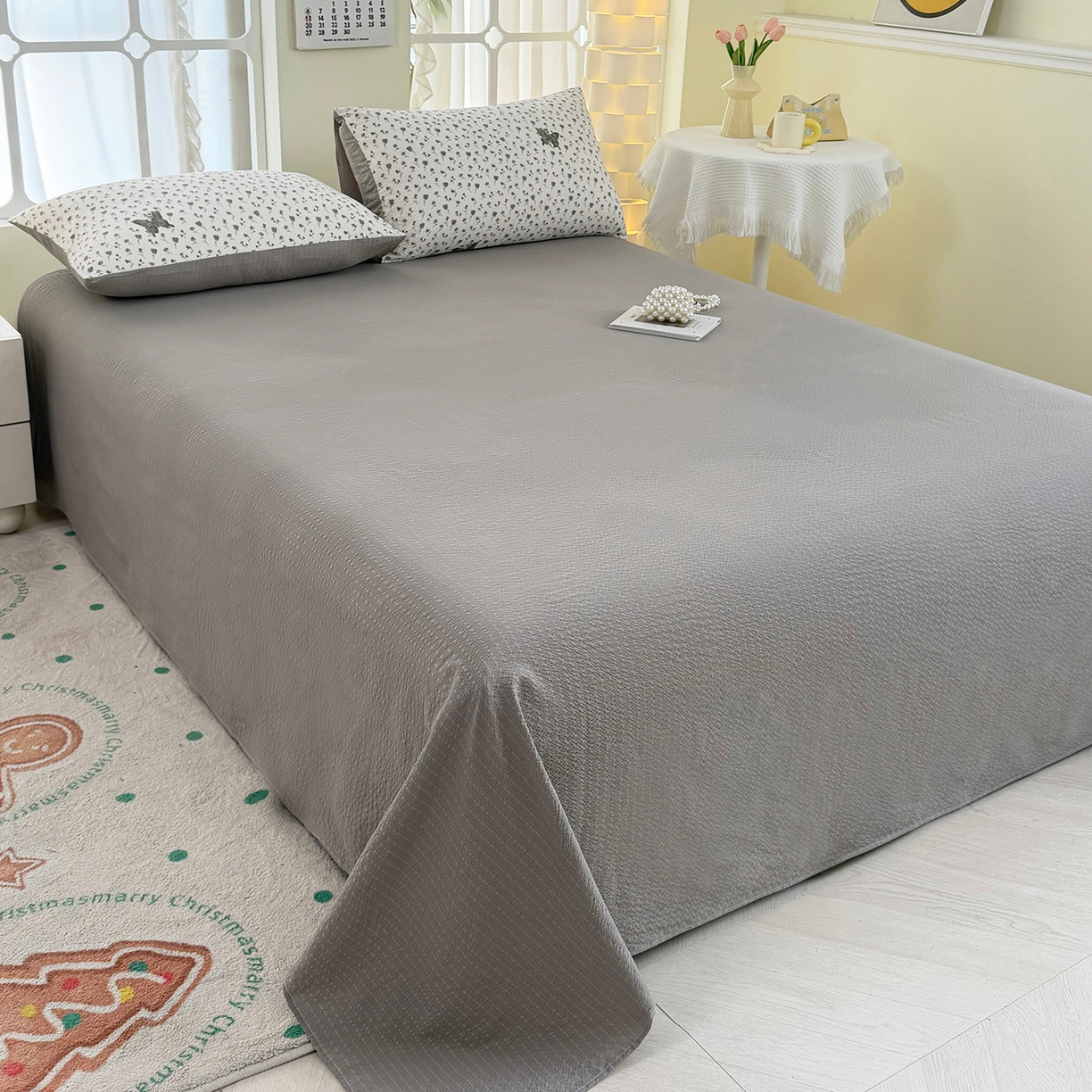 91家纺网 家纺一手货源 找家纺 悠米悠家 2026春夏新款高克重A类泡芙纱泡泡皱皱纱四件套 墨染春枝-蝶舞-床单款