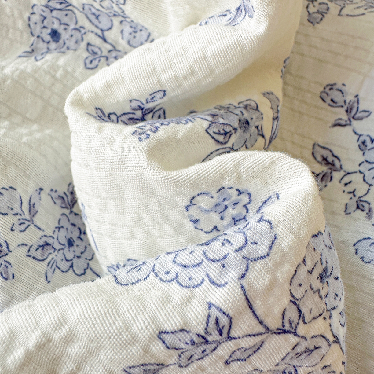 91家纺网 家纺一手货源 找家纺 富米莱（原臻工厂） 2026新款全新花边款泡芙双层纱夏凉被床盖床裙四件套 蕾丝花边-花屿蓝梦