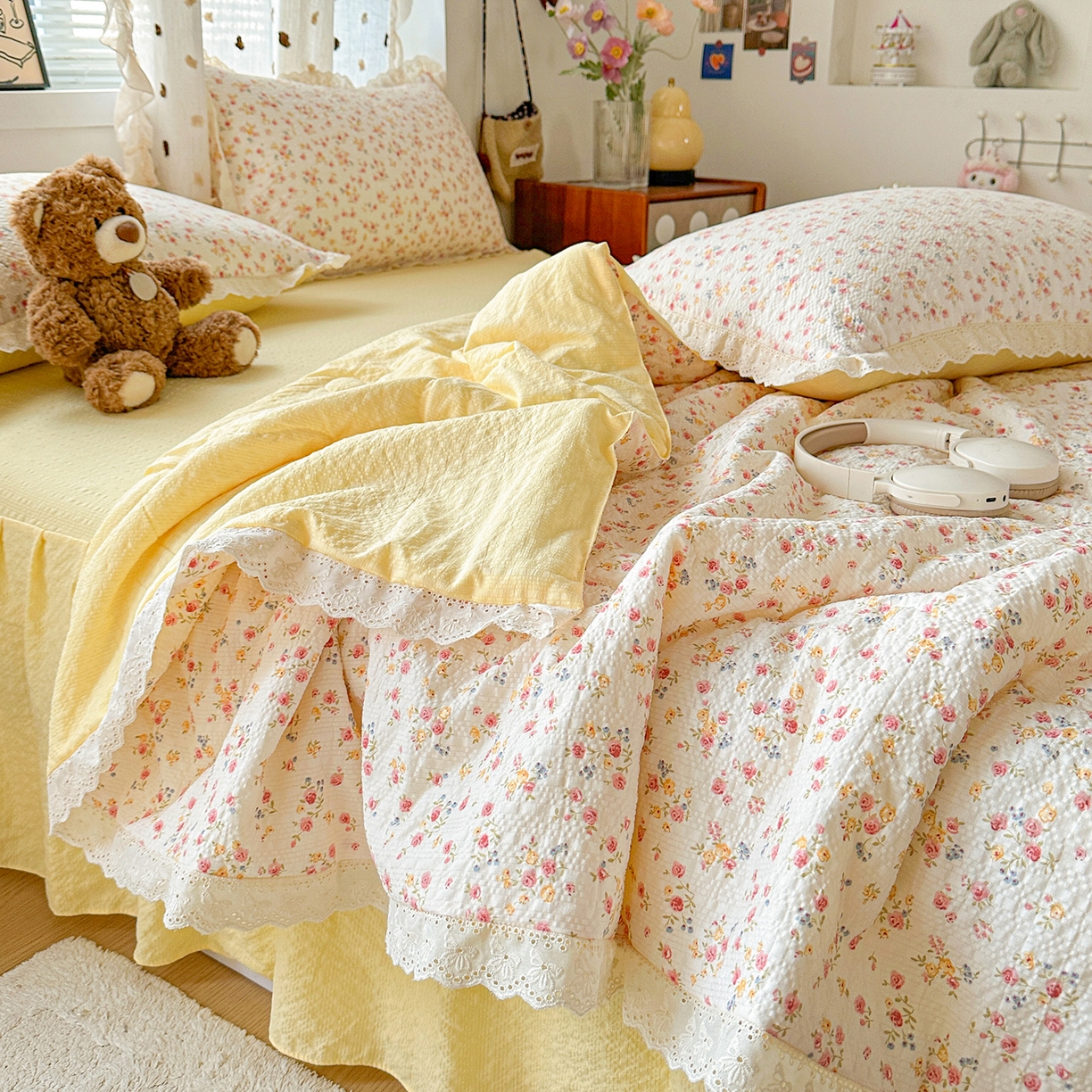 91家纺网 家纺一手货源 找家纺 富米莱（原臻工厂） 2026新款全新花边款泡芙双层纱夏凉被床盖床裙四件套 蕾丝花边-黄油小碎花