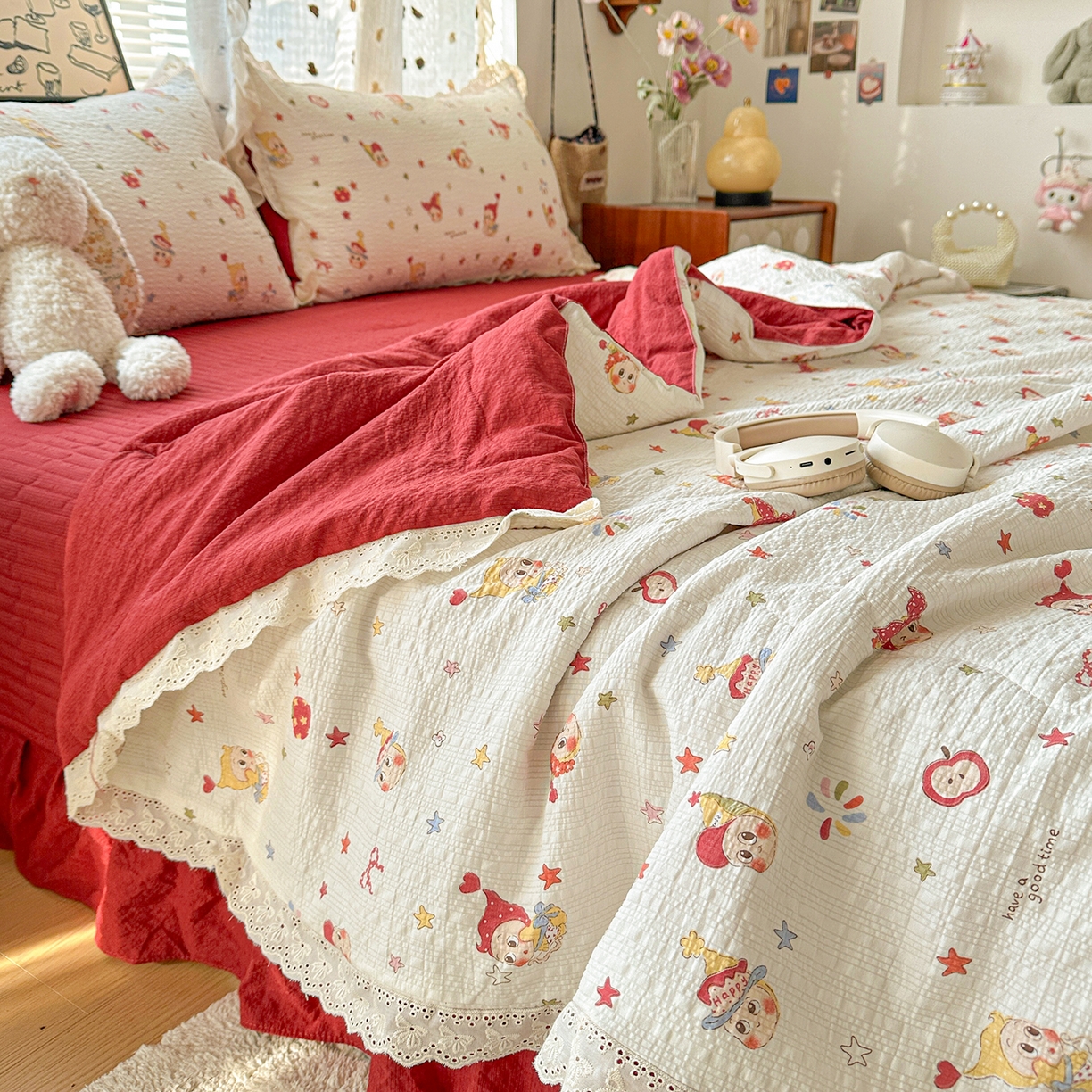 91家纺网 家纺一手货源 找家纺 富米莱（原臻工厂） 2026新款全新花边款泡芙双层纱夏凉被床盖床裙四件套 蕾丝花边-魔法星星