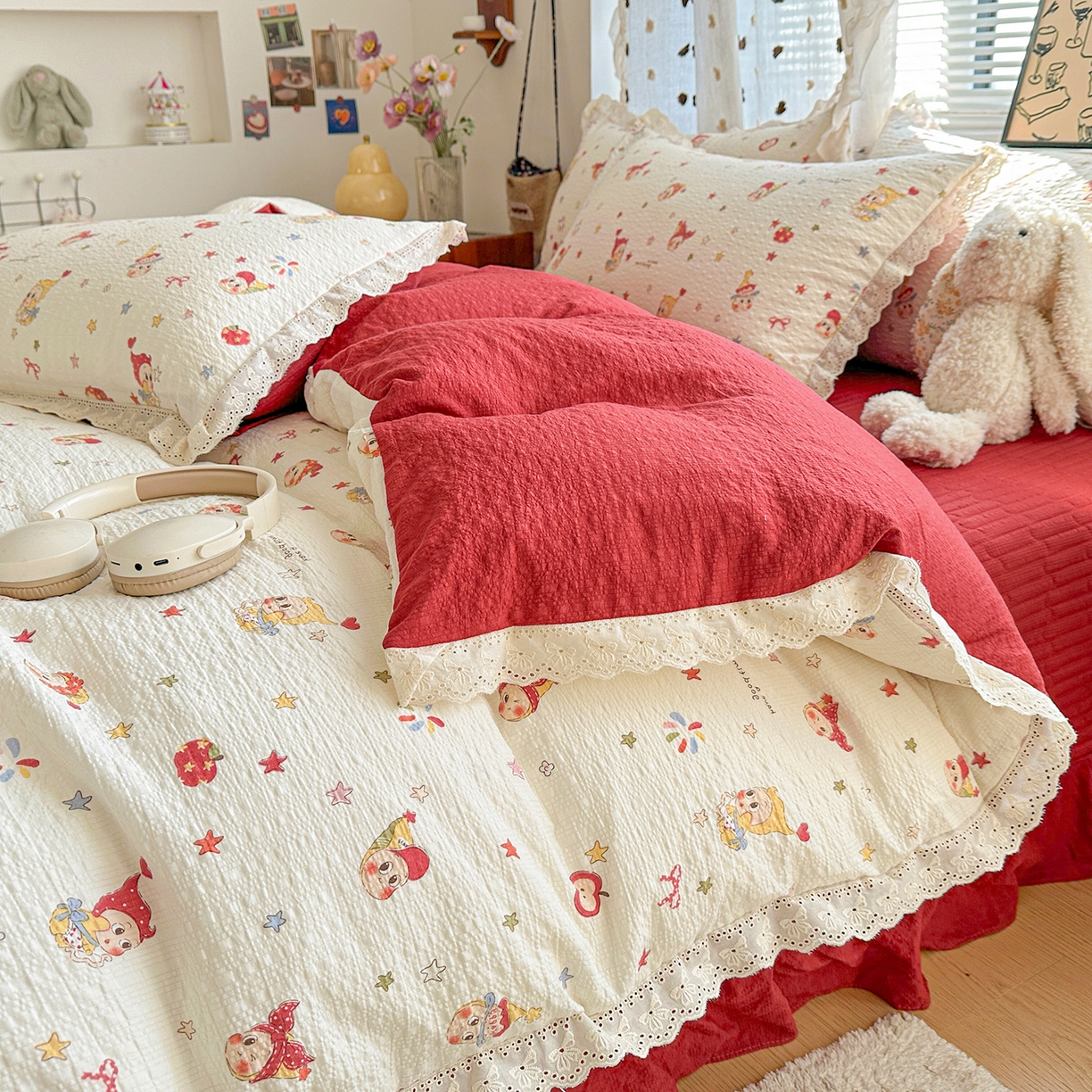 91家纺网 家纺一手货源 找家纺 富米莱（原臻工厂） 2026新款全新花边款泡芙双层纱夏凉被床盖床裙四件套 蕾丝花边-魔法星星