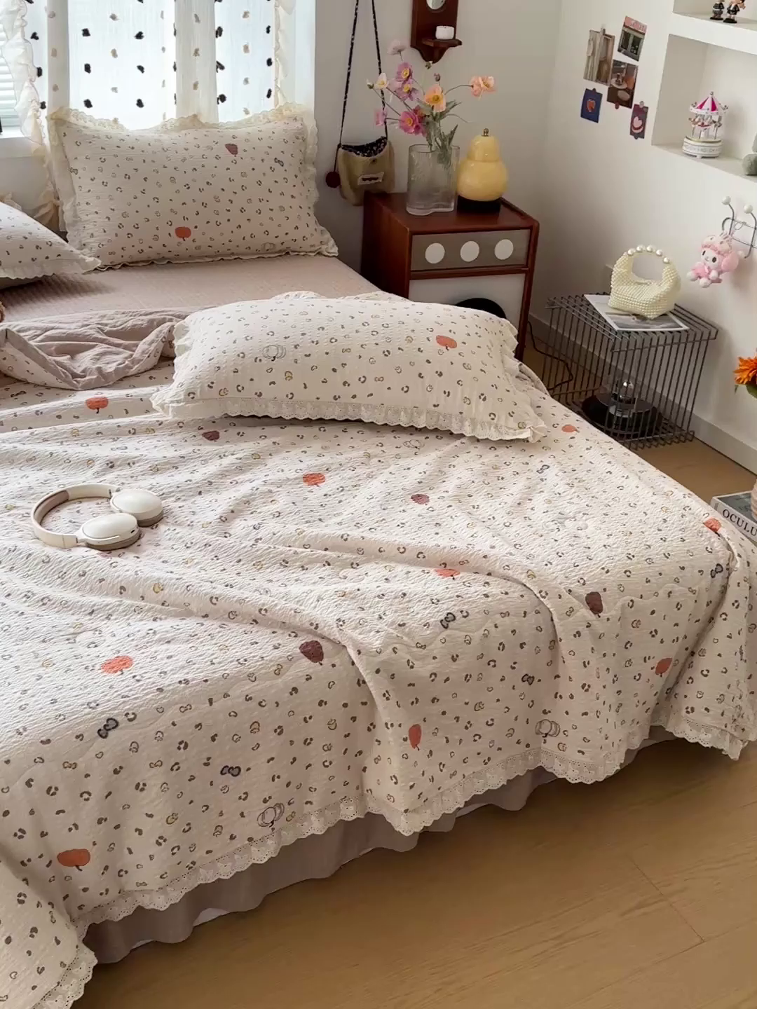 91家纺网 家纺一手货源 找家纺 富米莱（原臻工厂） 2026新款全新花边款泡芙双层纱夏凉被床盖床裙四件套 蕾丝花边-南瓜奶豹