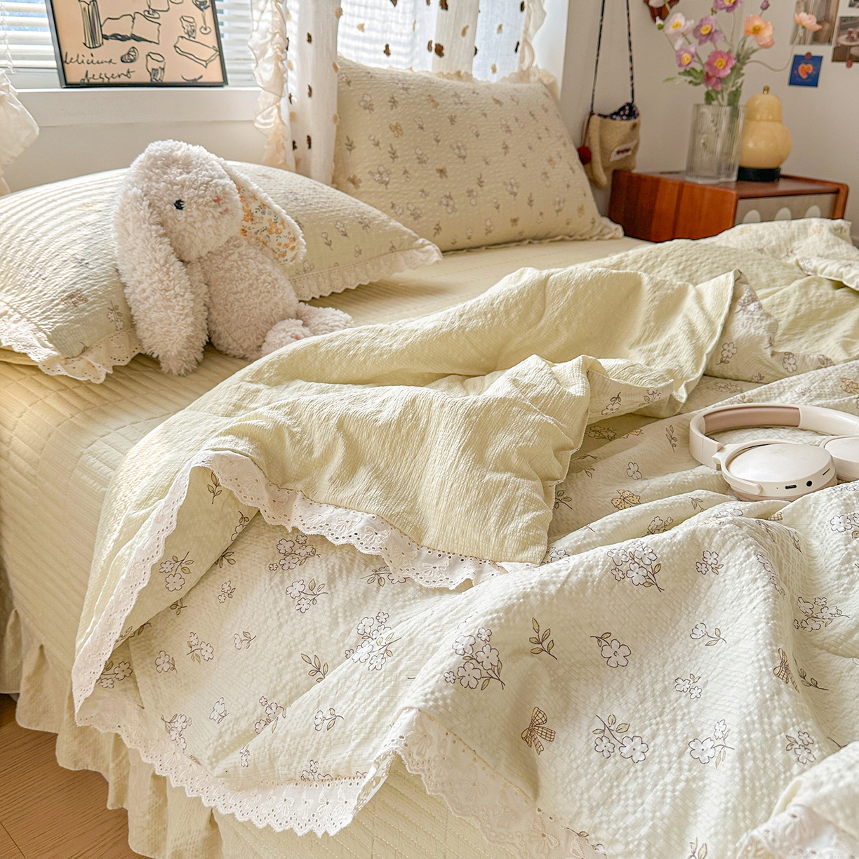 91家纺网 家纺一手货源 找家纺 富米莱（原臻工厂） 2026新款全新花边款泡芙双层纱夏凉被床盖床裙四件套 蕾丝花边-青提花蝶