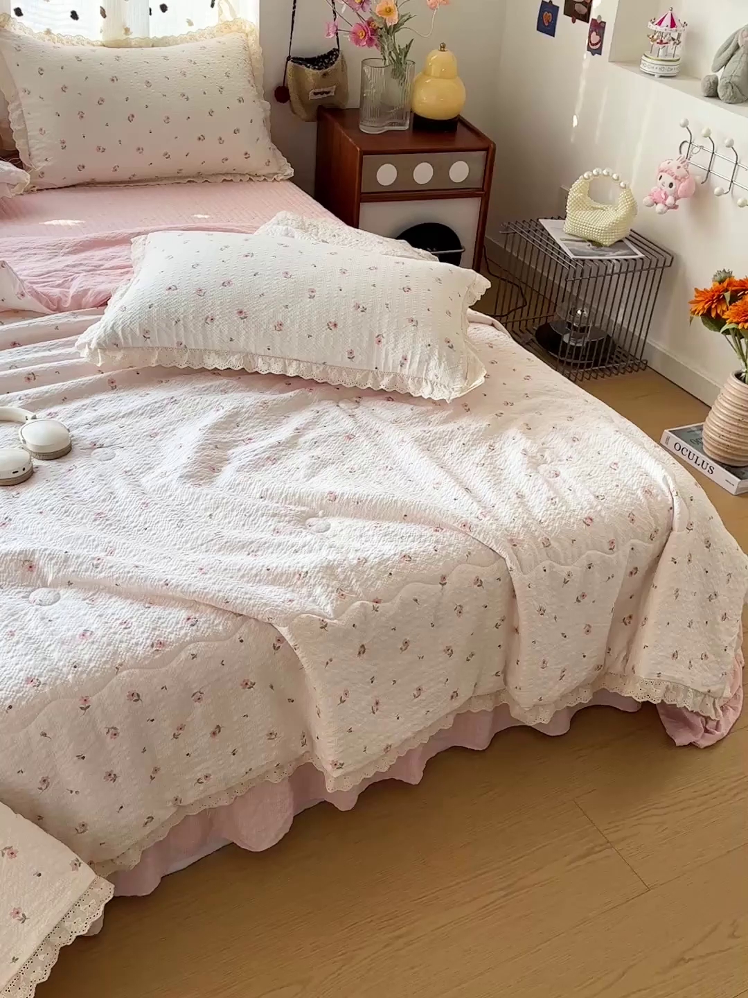 91家纺网 家纺一手货源 找家纺 富米莱（原臻工厂） 2026新款全新花边款泡芙双层纱夏凉被床盖床裙四件套 蕾丝花边-小粉花