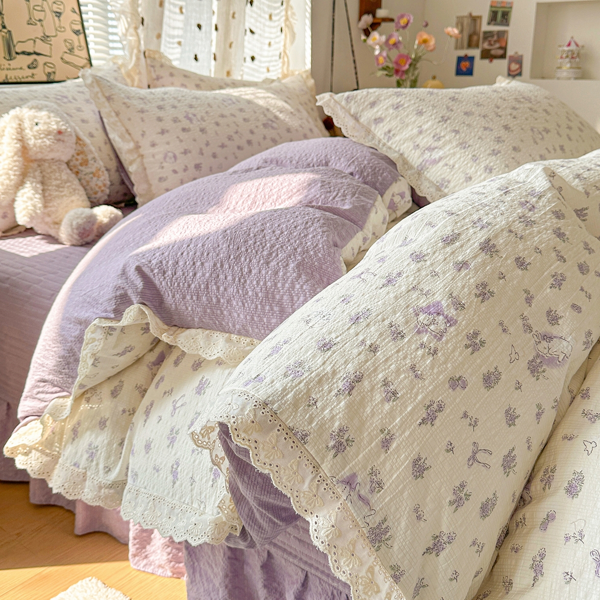 91家纺网 家纺一手货源 找家纺 富米莱（原臻工厂） 2026新款全新花边款泡芙双层纱夏凉被床盖床裙四件套 蕾丝花边-紫雾小兔