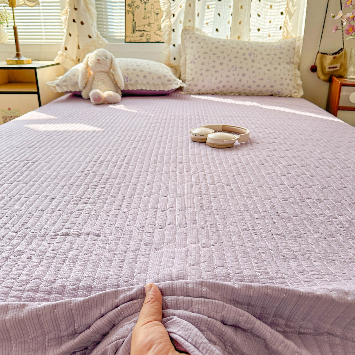 91家纺网 家纺一手货源 找家纺 富米莱（原臻工厂） 2026新款全新花边款泡芙双层纱夏凉被床盖床裙四件套 蕾丝花边-紫雾小兔