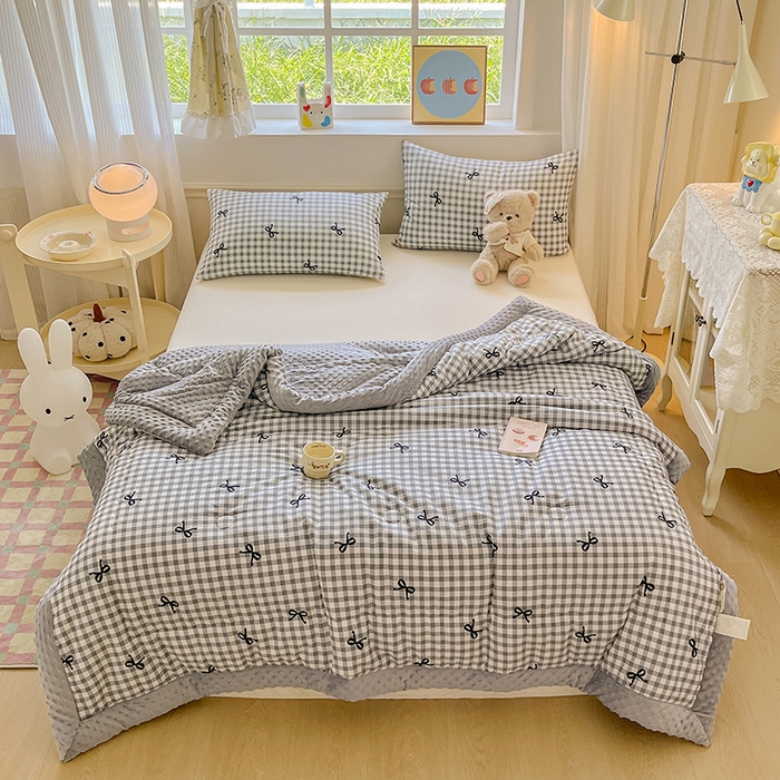 91家纺网 家纺一手货源 找家纺 梦依依 2026新款A类全棉豆豆绒大豆被冬被春秋被豆豆被子被芯 蝴蝶结灰