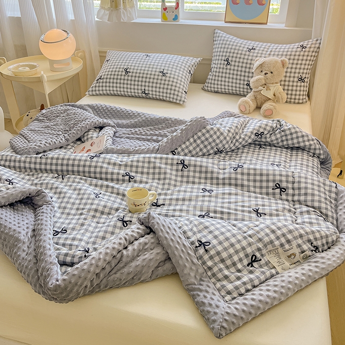 91家纺网 家纺一手货源 找家纺 梦依依 2026新款A类全棉豆豆绒大豆被冬被春秋被豆豆被子被芯 蝴蝶结灰