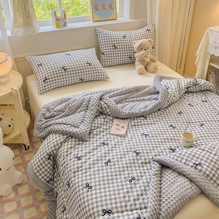 91家纺网 家纺一手货源 找家纺 梦依依 2026新款A类全棉豆豆绒大豆被冬被春秋被豆豆被子被芯 蝴蝶结灰