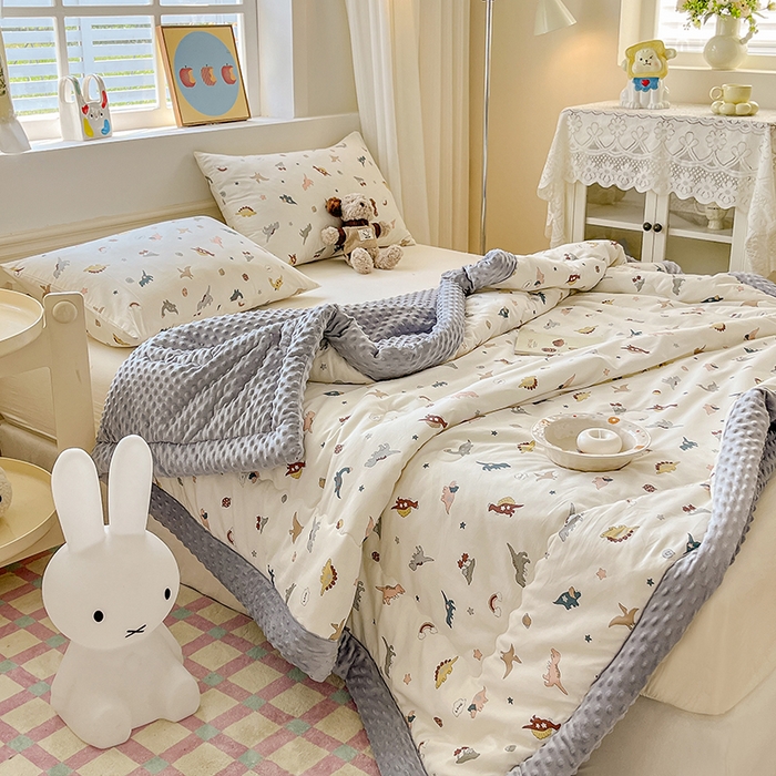 91家纺网 家纺一手货源 找家纺 梦依依 2026新款A类全棉豆豆绒大豆被冬被春秋被豆豆被子被芯 恐龙星球