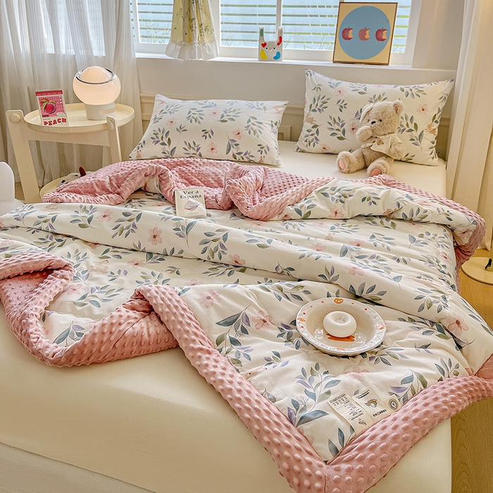 91家纺网 家纺一手货源 找家纺 梦依依 2026新款A类全棉豆豆绒大豆被冬被春秋被豆豆被子被芯 轻纱漫舞