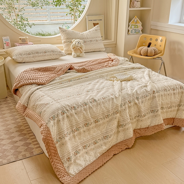 91家纺网 家纺一手货源 找家纺 梦依依 2026新款A类全棉豆豆绒大豆被冬被春秋被豆豆被子被芯 秋日玫瑰