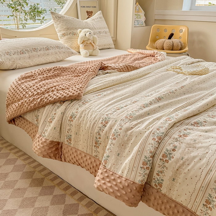 91家纺网 家纺一手货源 找家纺 梦依依 2026新款A类全棉豆豆绒大豆被冬被春秋被豆豆被子被芯 秋日玫瑰