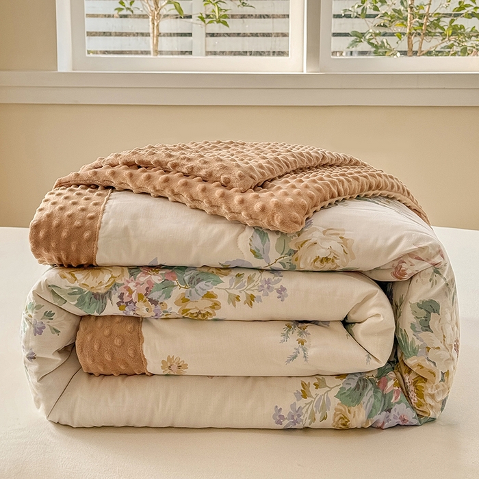 91家纺网 家纺一手货源 找家纺 （总）梦依依 2026新款柔软舒适A类全棉豆豆被夏被春秋被子被芯